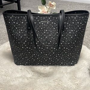 ✨ NWOT Michael Kors Star Carter Large Open Tote✨